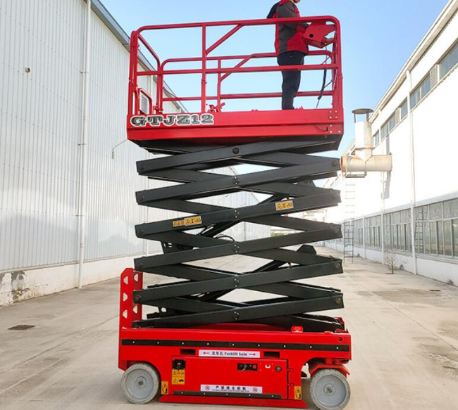 屯昌自行走移动式升降机